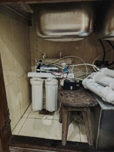 lắp đặt máy lọc nước cho gia đình có trẻ nhỏ