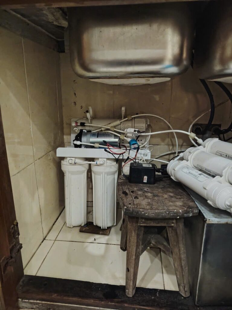 lắp đặt máy lọc nước cho gia đình có trẻ nhỏ