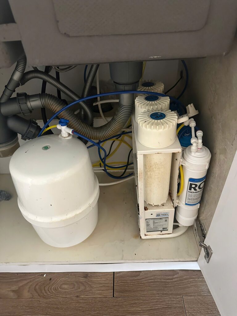 thay lõi lọc nước gần đây quận Long Biên
