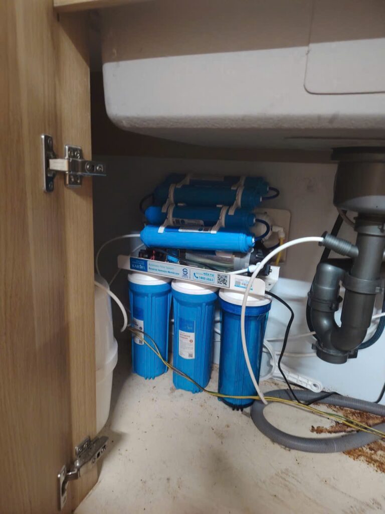 cách vệ sinh máy lọc nước tại nhà
